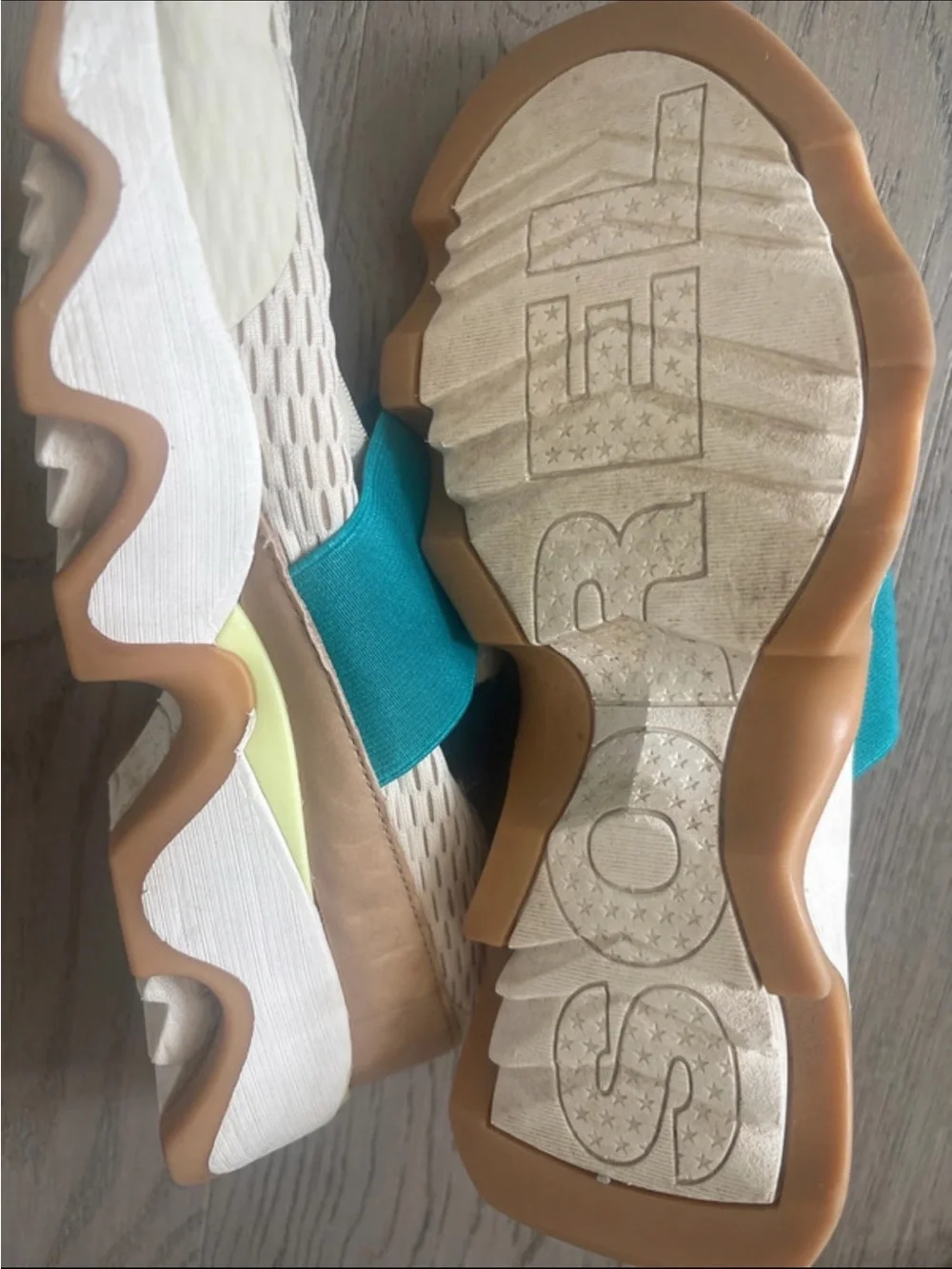 Sorel Cream and Teal Slip-On Sneakers with Gum Sole